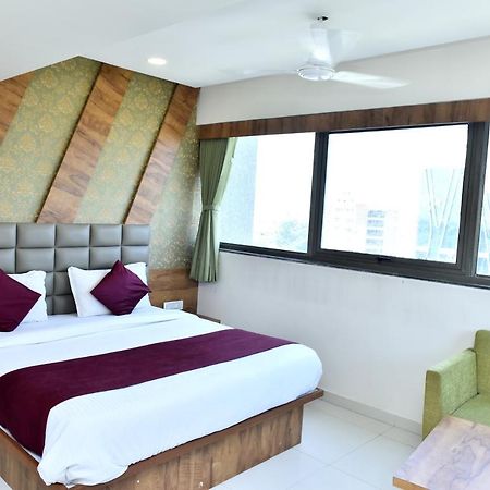 Hotel Royal King By Sky Stays Ahmedabad Eksteriør bilde