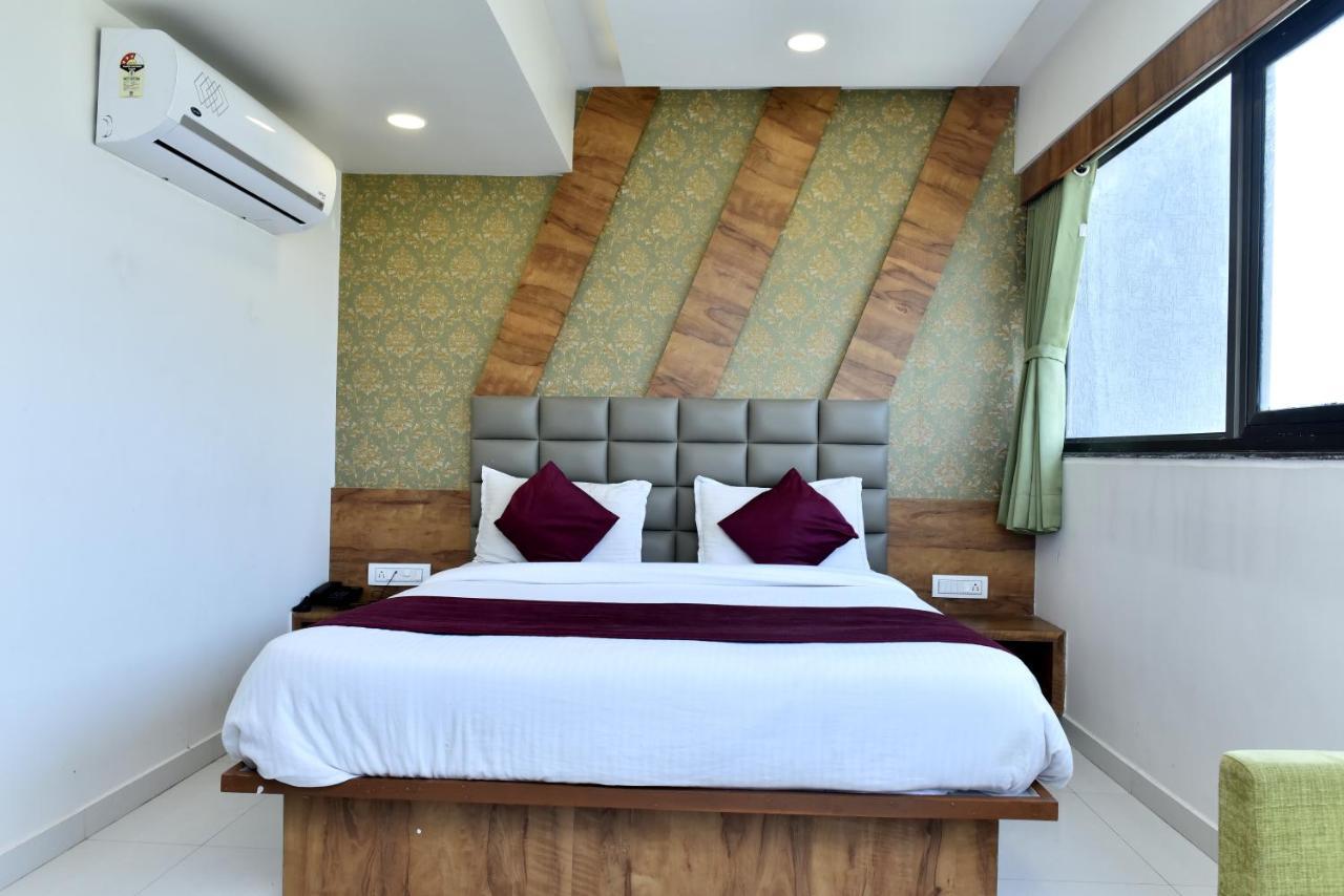 Hotel Royal King By Sky Stays Ahmedabad Eksteriør bilde